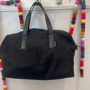 AWAY EVERYWHERE BAG